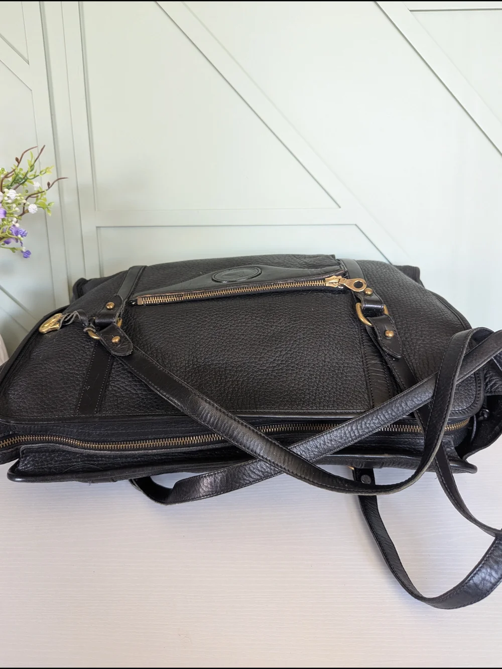 Vintage Dooney & Bourke All Weather Leather (AWL) Shoulder
